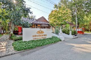 Hotel Oyo 557 Tong House Resort