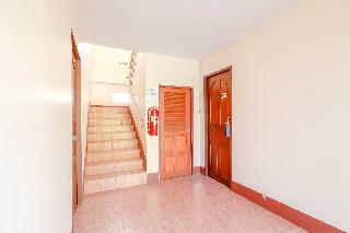 Hotel Oyo 557 Tong House Resort