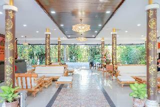Hotel Oyo 557 Tong House Resort