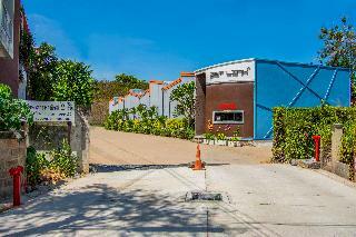 Oyo 446 Get Link Hip Hotel
