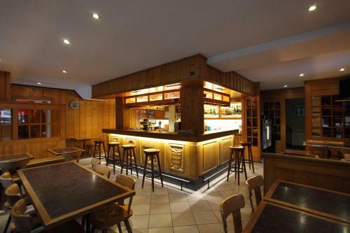 Hotel Restaurant Le Gi�troz