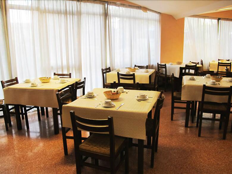 Colombo Hotel & Hostel For Backpackers