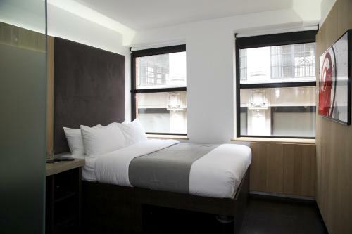 The Z Hotel City
