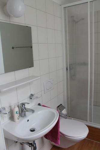 Hostal Hotel Garni Maggia