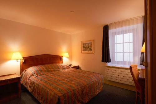 Hotel Hine Adon