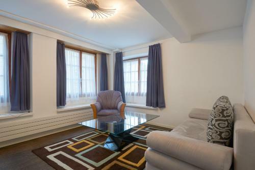 Hotel Hine Adon