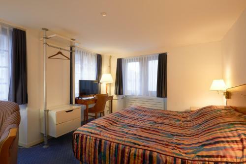Hotel Hine Adon