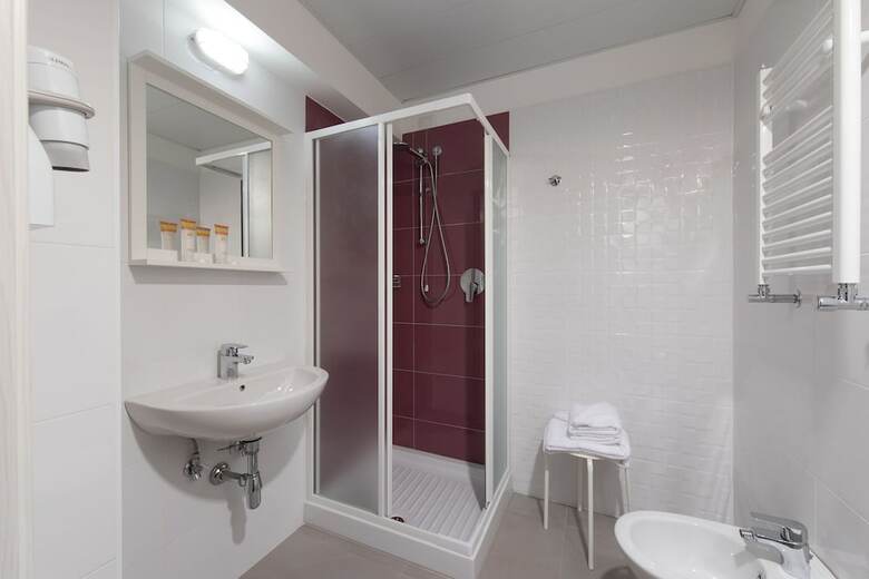 Albergue The Romehello