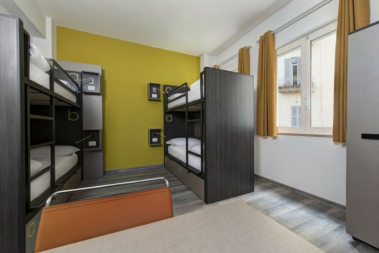 Albergue The Romehello