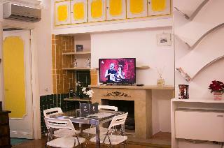 Hemeras Boutique House Aparthotel Roma Centro 2