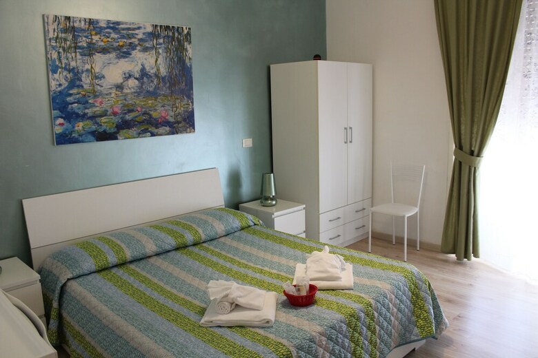 Bed & Breakfast Damiani & Sister Guest House