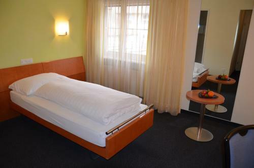 Hotel Urs Und Viktor
