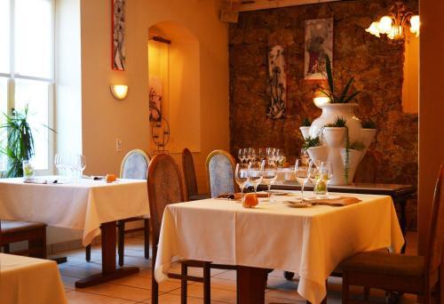 Posada Auberge De Vers Chez Perrin
