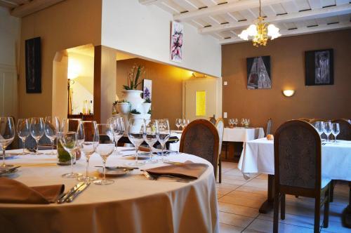 Posada Auberge De Vers Chez Perrin