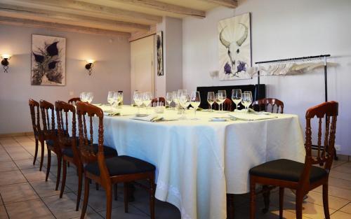 Posada Auberge De Vers Chez Perrin