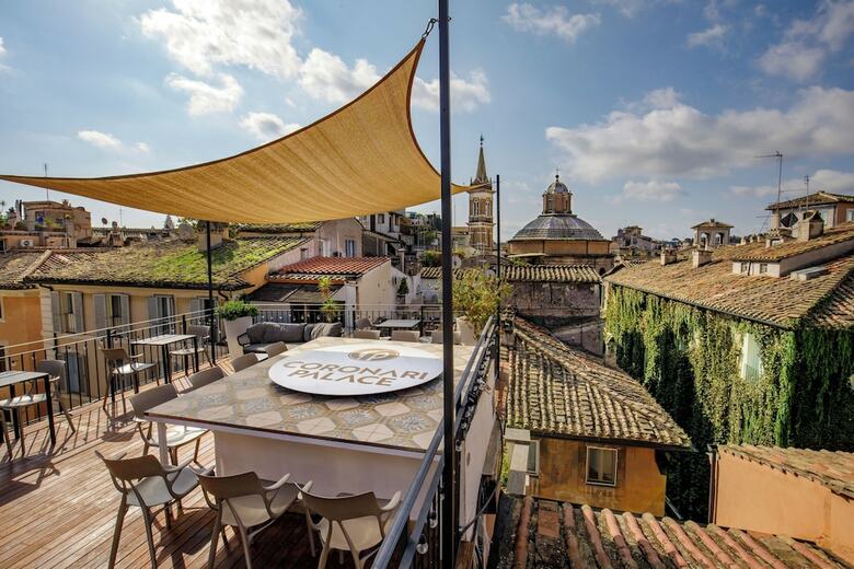 Hotel Coronari Palace