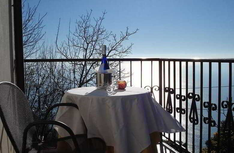 Bed & Breakfast Nido Degli Dei