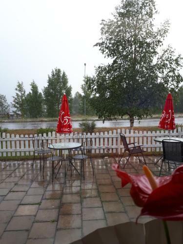 Hostal Dessans Caf� & Logi