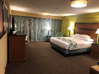 Surestay Plus Hotel By Bw Houston Energy Corridor