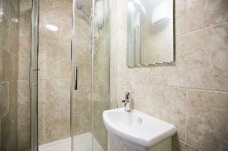 Hotel Townhouse 16 Ilford Hill