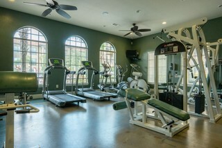 906 Charo Parkway Unit 422 2 Bedrooms, 2 Bathrooms