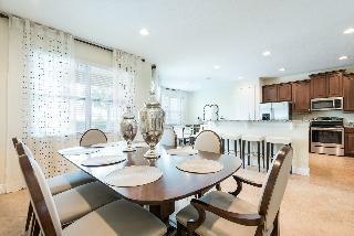 Villa Encore Resort Vacation Homes & Waterpark