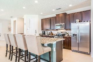 Villa Encore Resort Vacation Homes & Waterpark