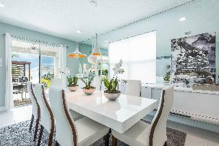 Villa Encore Resort Vacation Homes & Waterpark