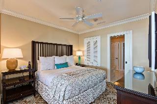 Hotel Beach Village At The Del, Curio Collection