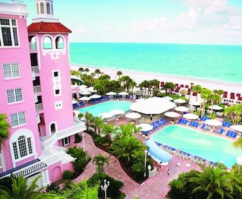 Hotel Don Cesar Beach Resort