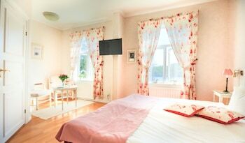Hotel Hennickehammars Herrg�rd