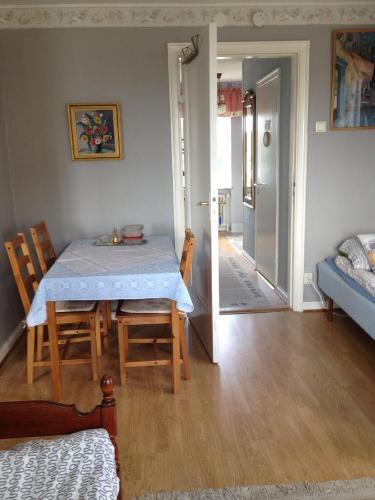 Hostal Vivans B&B
