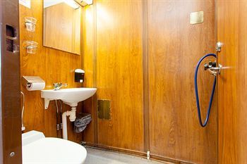 �nedin Hostel