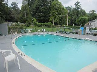 Hotel Howard Johnson By Wyndham Lake George