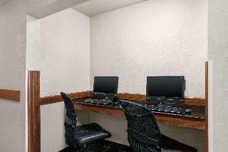 Hotel Travelodge By Wyndham Mcalester