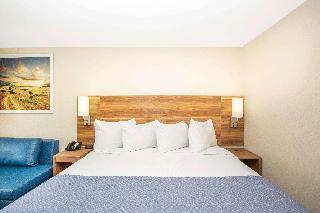 Days Inn & Suites By Wyndham Kearney