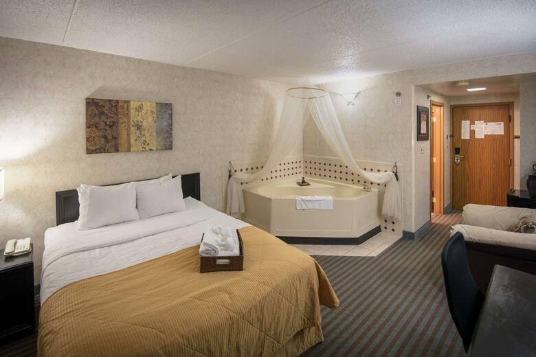 Hotel Ramada Cedar Rapids