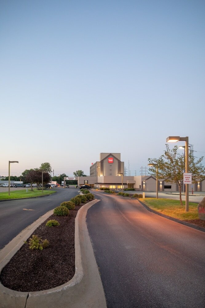 Hotel Ramada Cedar Rapids