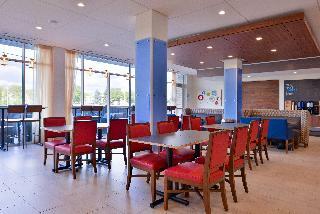 Holiday Inn Express Bloomington