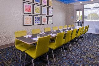 Holiday Inn Express Bloomington