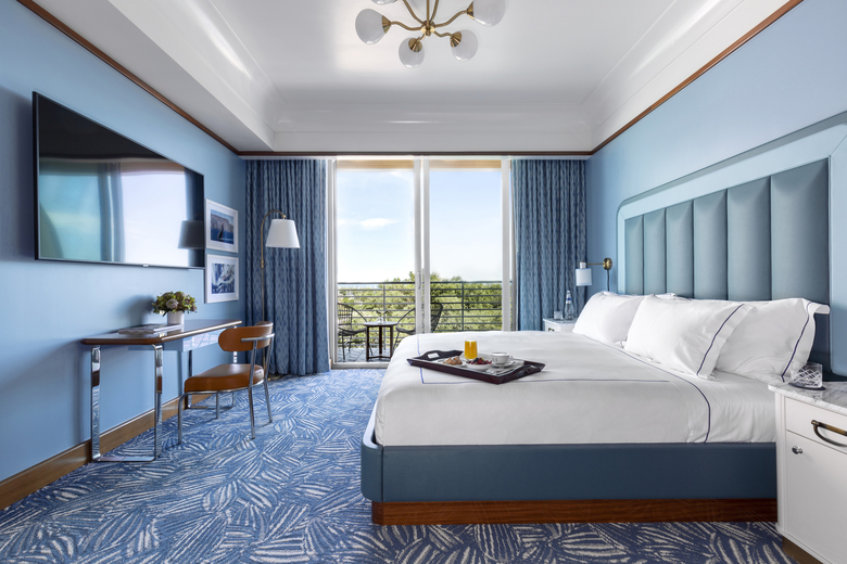 Hotel Mr. C Coconut Grove