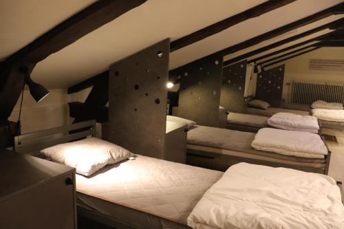 Albergue Stf Af Chapman