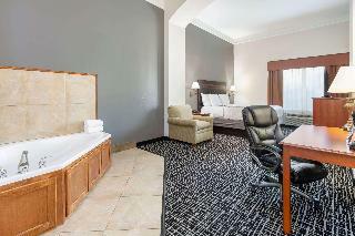 La Quinta Inn Suites By Wyndham I 20