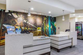 La Quinta Inn Suites By Wyndham Cullman