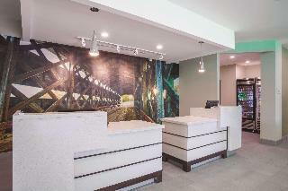 La Quinta Inn Suites By Wyndham Cullman