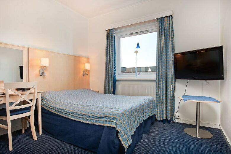 Hotel J�mteborg