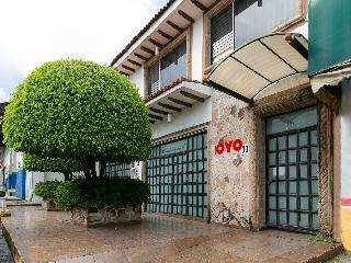 Oyo Hotel Continental