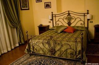 Hotel Relais Torre Dei Calzolari Palace