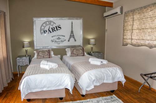 Hostal Sevens Guesthouse