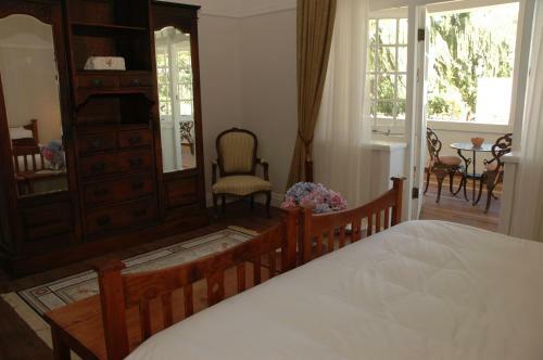 Hostal Excelsior Manor Guesthouse